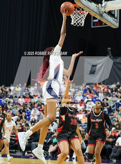 Thumbnail 1 in Wagner vs. Ryan (UIL 5A Basketball Division I Final) photogallery.