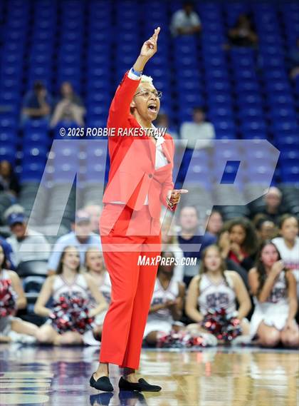 Thumbnail 1 in Wagner vs. Ryan (UIL 5A Basketball Division I Final) photogallery.