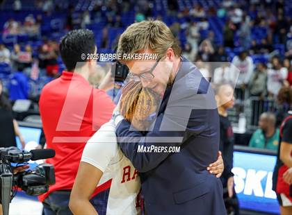 Thumbnail 3 in Wagner vs. Ryan (UIL 5A Basketball Division I Final) photogallery.