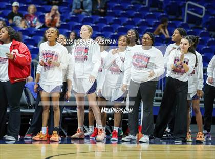 Thumbnail 2 in Wagner vs. Ryan (UIL 5A Basketball Division I Final) photogallery.