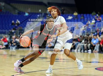 Thumbnail 2 in Wagner vs. Ryan (UIL 5A Basketball Division I Final) photogallery.