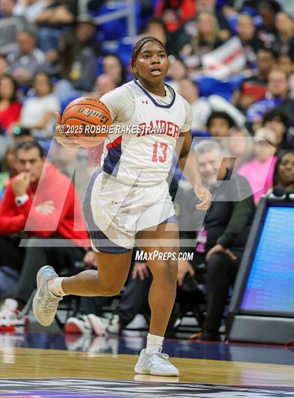 Thumbnail 3 in Wagner vs. Ryan (UIL 5A Basketball Division I Final) photogallery.