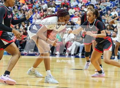 Thumbnail 3 in Wagner vs. Ryan (UIL 5A Basketball Division I Final) photogallery.