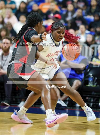 Thumbnail 3 in Wagner vs. Ryan (UIL 5A Basketball Division I Final) photogallery.