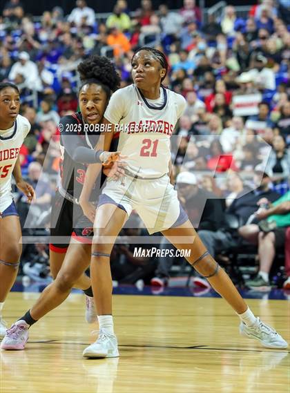 Thumbnail 1 in Wagner vs. Ryan (UIL 5A Basketball Division I Final) photogallery.