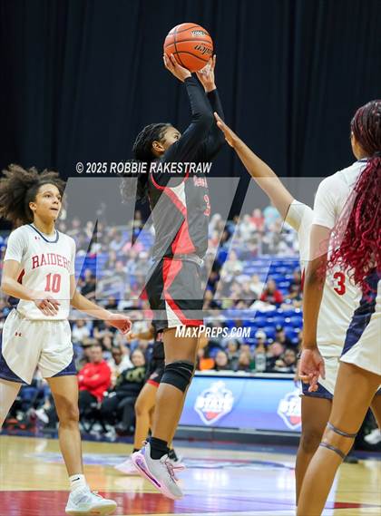 Thumbnail 3 in Wagner vs. Ryan (UIL 5A Basketball Division I Final) photogallery.