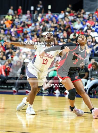 Thumbnail 2 in Wagner vs. Ryan (UIL 5A Basketball Division I Final) photogallery.