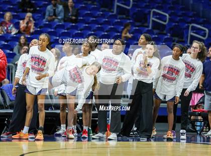 Thumbnail 3 in Wagner vs. Ryan (UIL 5A Basketball Division I Final) photogallery.