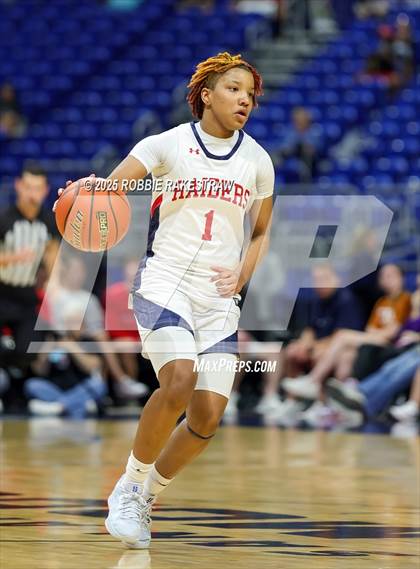Thumbnail 2 in Wagner vs. Ryan (UIL 5A Basketball Division I Final) photogallery.