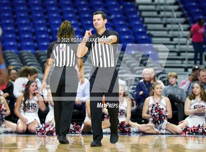 Thumbnail 2 in Wagner vs. Ryan (UIL 5A Basketball Division I Final) photogallery.