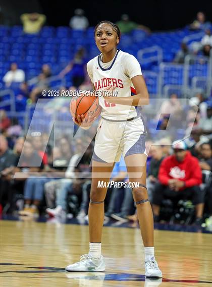 Thumbnail 3 in Wagner vs. Ryan (UIL 5A Basketball Division I Final) photogallery.