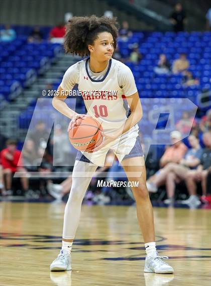 Thumbnail 3 in Wagner vs. Ryan (UIL 5A Basketball Division I Final) photogallery.