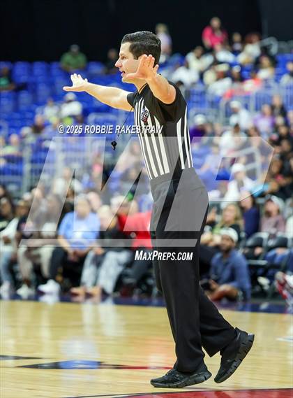 Thumbnail 1 in Wagner vs. Ryan (UIL 5A Basketball Division I Final) photogallery.