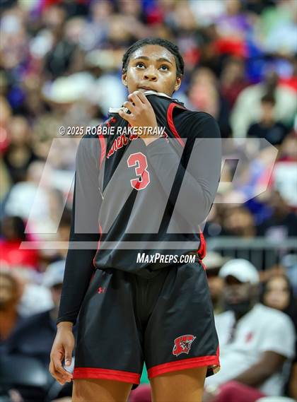 Thumbnail 3 in Wagner vs. Ryan (UIL 5A Basketball Division I Final) photogallery.