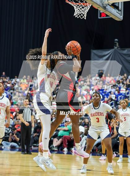Thumbnail 1 in Wagner vs. Ryan (UIL 5A Basketball Division I Final) photogallery.