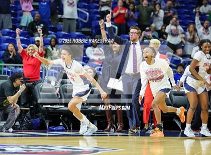 Thumbnail 3 in Wagner vs. Ryan (UIL 5A Basketball Division I Final) photogallery.