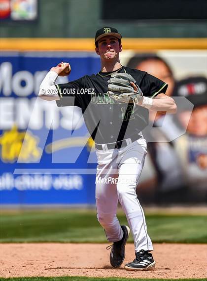 Thumbnail 1 in Damien vs. Etiwanda (Battle of the Baseline League) photogallery.