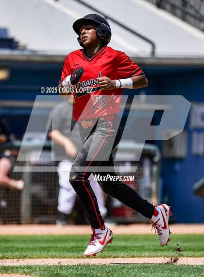 Thumbnail 3 in Damien vs. Etiwanda (Battle of the Baseline League) photogallery.
