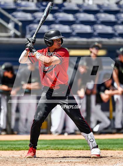 Thumbnail 3 in Damien vs. Etiwanda (Battle of the Baseline League) photogallery.
