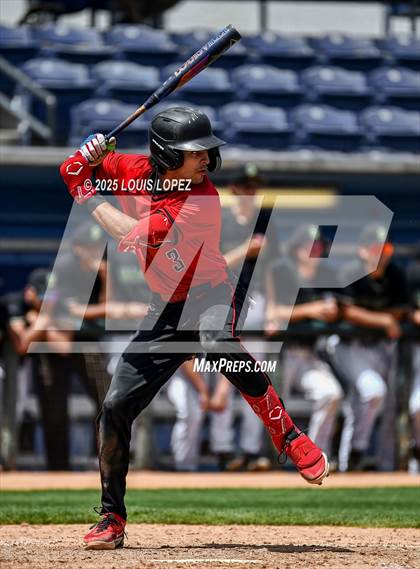 Thumbnail 2 in Damien vs. Etiwanda (Battle of the Baseline League) photogallery.