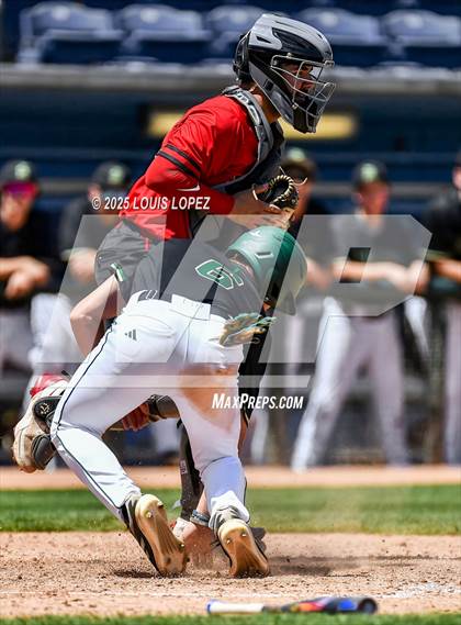Thumbnail 3 in Damien vs. Etiwanda (Battle of the Baseline League) photogallery.