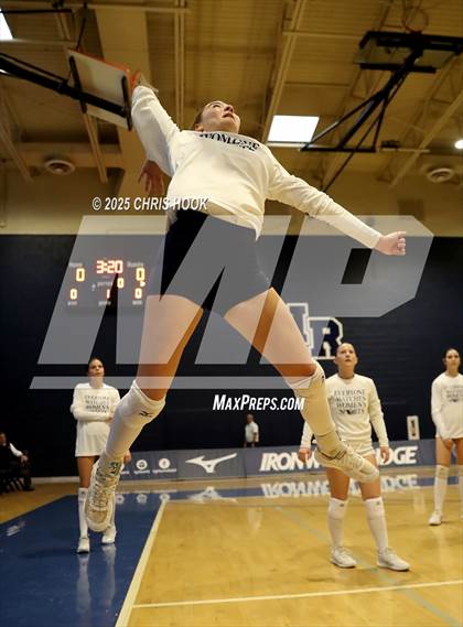 Thumbnail 2 in JV: Salpointe Catholic @ Ironwood Ridge photogallery.