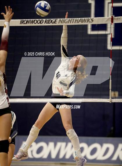 Thumbnail 2 in JV: Salpointe Catholic @ Ironwood Ridge photogallery.