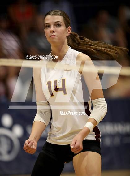 Thumbnail 2 in JV: Salpointe Catholic @ Ironwood Ridge photogallery.