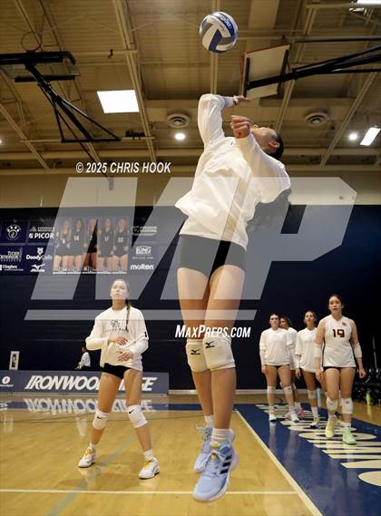 Thumbnail 1 in JV: Salpointe Catholic @ Ironwood Ridge photogallery.