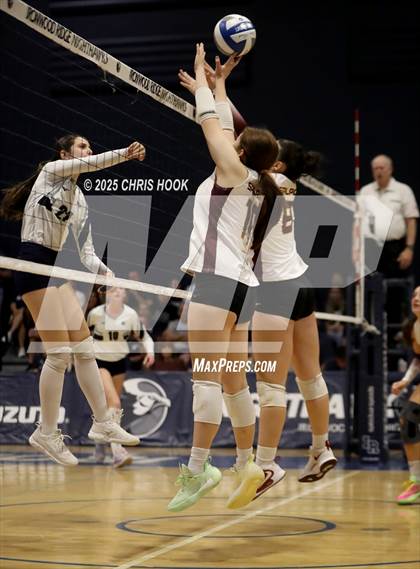 Thumbnail 3 in JV: Salpointe Catholic @ Ironwood Ridge photogallery.