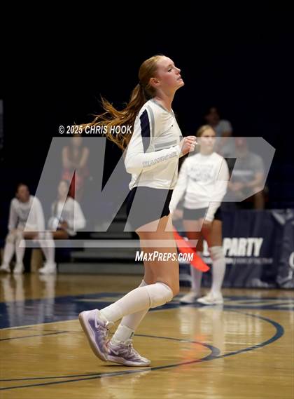 Thumbnail 2 in JV: Salpointe Catholic @ Ironwood Ridge photogallery.