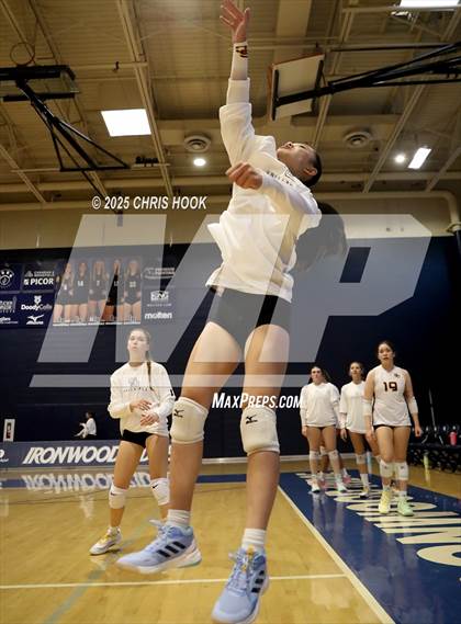 Thumbnail 3 in JV: Salpointe Catholic @ Ironwood Ridge photogallery.