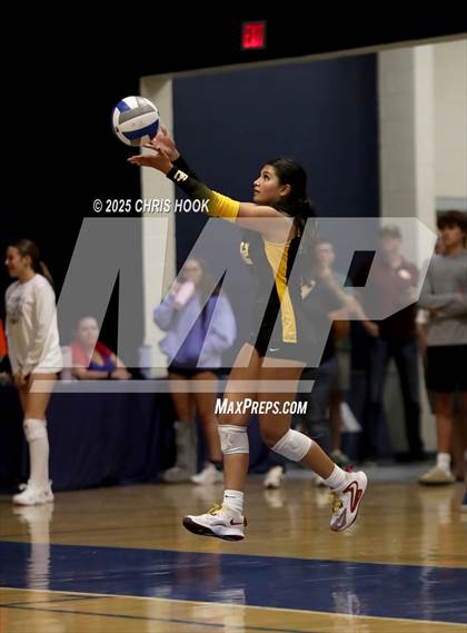 Thumbnail 2 in JV: Salpointe Catholic @ Ironwood Ridge photogallery.