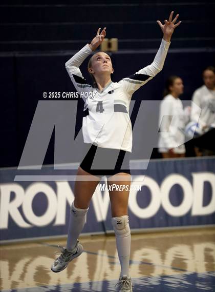 Thumbnail 2 in JV: Salpointe Catholic @ Ironwood Ridge photogallery.