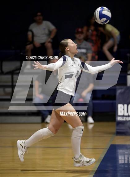 Thumbnail 2 in JV: Salpointe Catholic @ Ironwood Ridge photogallery.
