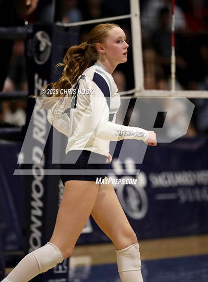 Thumbnail 1 in JV: Salpointe Catholic @ Ironwood Ridge photogallery.