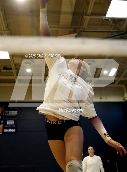 Thumbnail 3 in JV: Salpointe Catholic @ Ironwood Ridge photogallery.