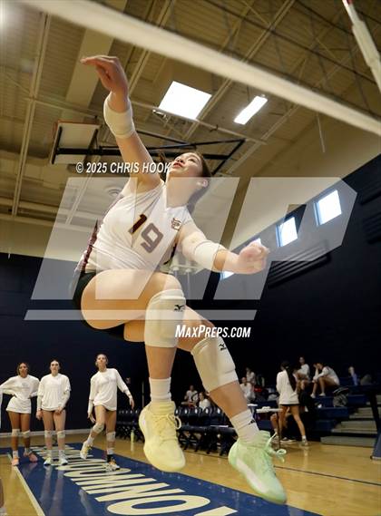 Thumbnail 1 in JV: Salpointe Catholic @ Ironwood Ridge photogallery.