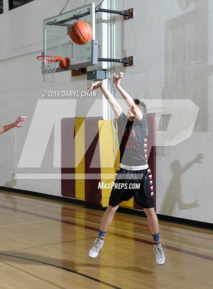Thumbnail 1 in Hart @ La Canada (La Canada Tournament) photogallery.