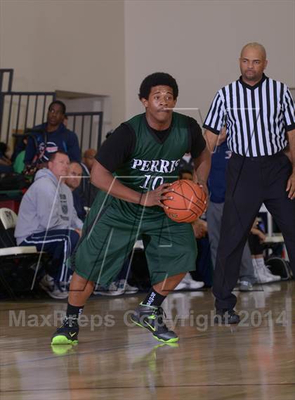 Thumbnail 1 in Chaparral vs. Perris (MaxPreps Holiday Classic) photogallery.