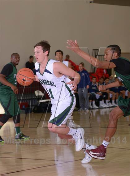 Thumbnail 3 in Chaparral vs. Perris (MaxPreps Holiday Classic) photogallery.