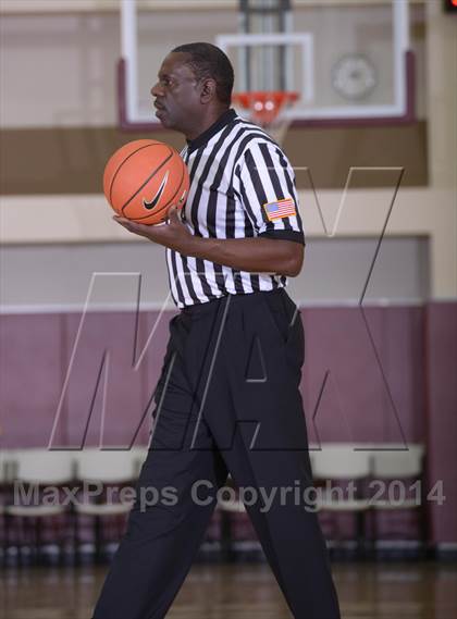 Thumbnail 2 in Chaparral vs. Perris (MaxPreps Holiday Classic) photogallery.