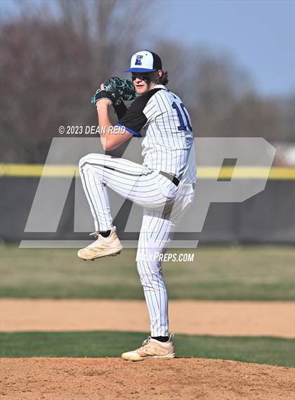 Thumbnail 2 in Lincoln-Way Central @ Lincoln-Way East photogallery.