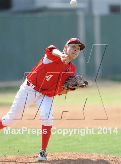 Thumbnail 1 in Cantwell-Sacred Heart vs. Artesia (St. Paul Tournament) photogallery.
