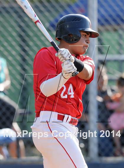 Thumbnail 2 in Cantwell-Sacred Heart vs. Artesia (St. Paul Tournament) photogallery.