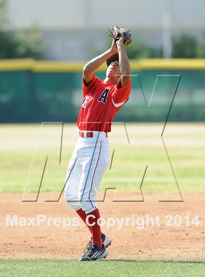 Thumbnail 3 in Cantwell-Sacred Heart vs. Artesia (St. Paul Tournament) photogallery.