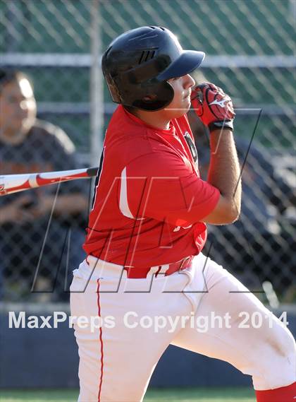 Thumbnail 2 in Cantwell-Sacred Heart vs. Artesia (St. Paul Tournament) photogallery.