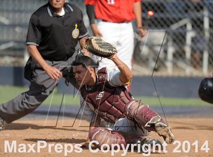 Thumbnail 3 in Cantwell-Sacred Heart vs. Artesia (St. Paul Tournament) photogallery.