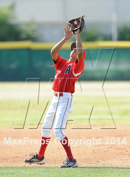 Thumbnail 2 in Cantwell-Sacred Heart vs. Artesia (St. Paul Tournament) photogallery.