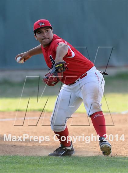 Thumbnail 1 in Cantwell-Sacred Heart vs. Artesia (St. Paul Tournament) photogallery.